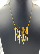 #7 necklace gold