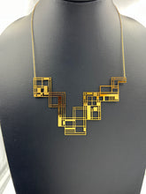 #4 necklace gold