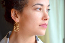 #1 earrings gold